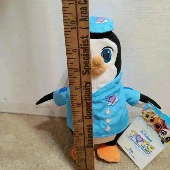 Disney Jr. T.O.T.S Pip the penguin plush NWT - Picture 2 of 4